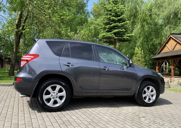 Toyota RAV4 cena 44900 przebieg: 230000, rok produkcji 2010 z Jasło małe 781